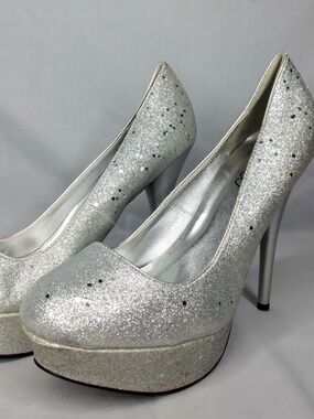 Deb Silver Glitter Rhinestone Platform Pumps Women's Size 10 Prom Wedding Heels